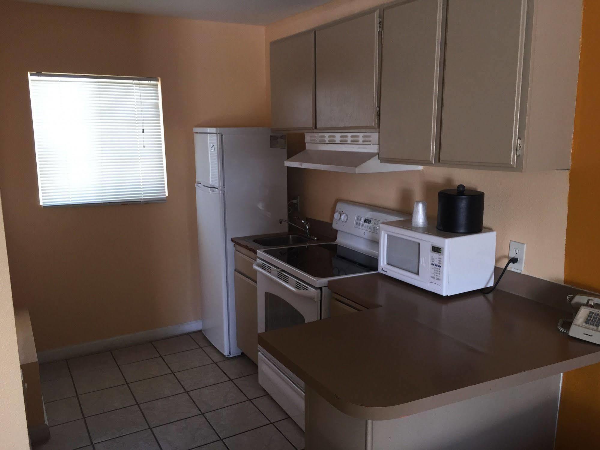 Western Sands Motel Indio Extérieur photo